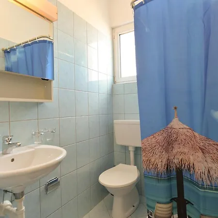 Apartament With Parking Space Stinjan, - 19643 Pula