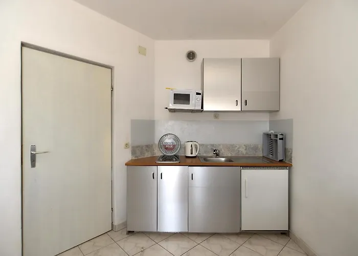 With Parking Space Stinjan, - 19643 Пула