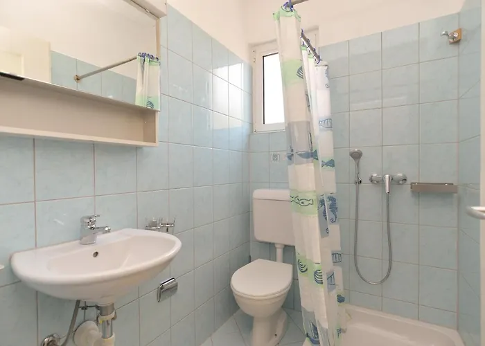 With Parking Space Stinjan, - 19643 Апартаменти *